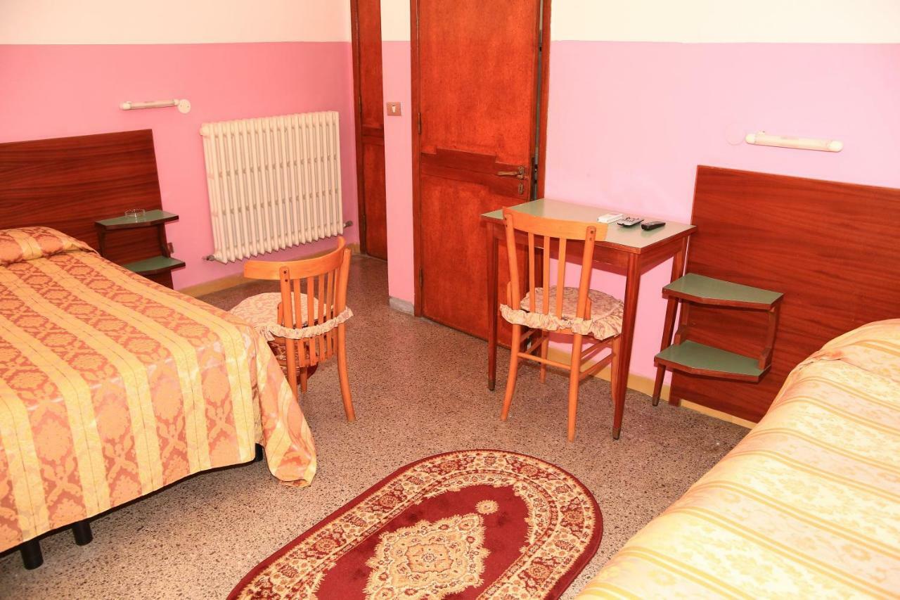 Hotel San Vincenzo Soverato Marina Eksteriør bilde