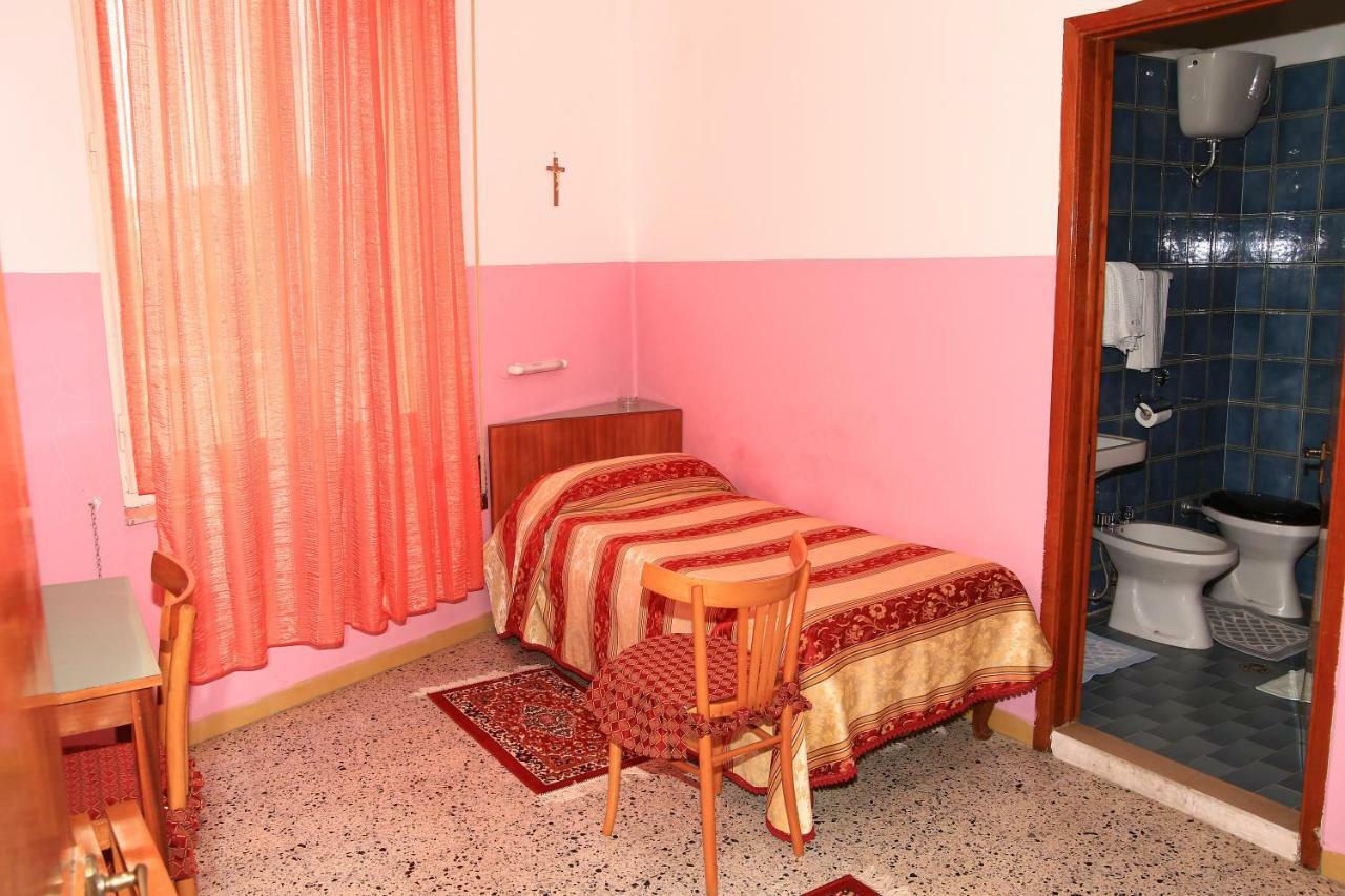 Hotel San Vincenzo Soverato Marina Eksteriør bilde